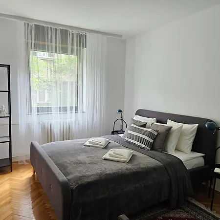 Apartment Strahinjica Bana Urban